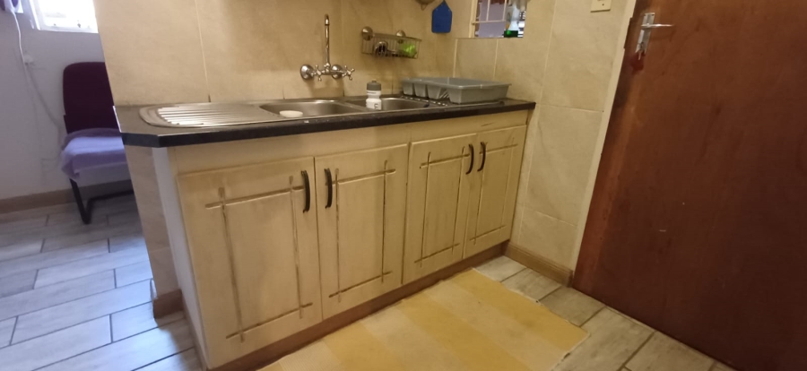 To Let 5 Bedroom Property for Rent in La Provance Free State